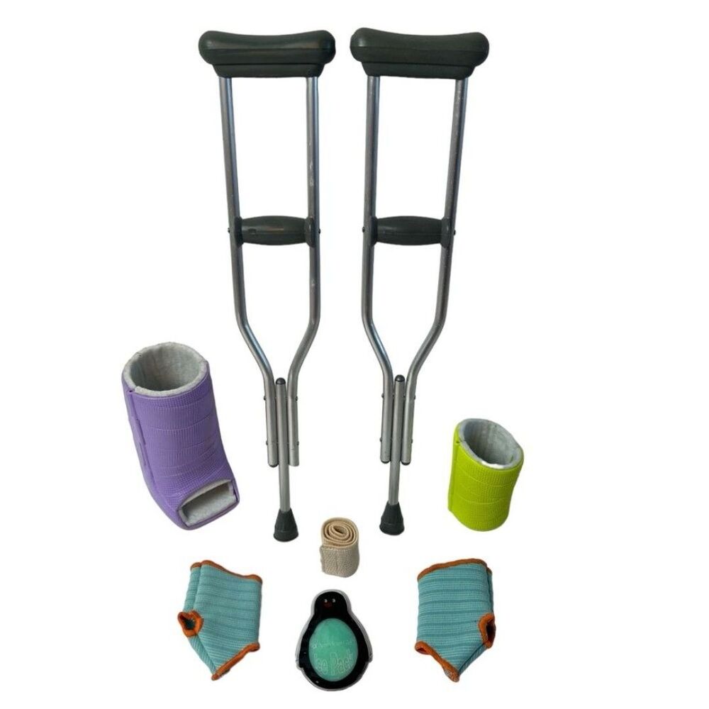American Girl Doll Feel Better Crutches and Cast Ice Pack 8-Piece Set